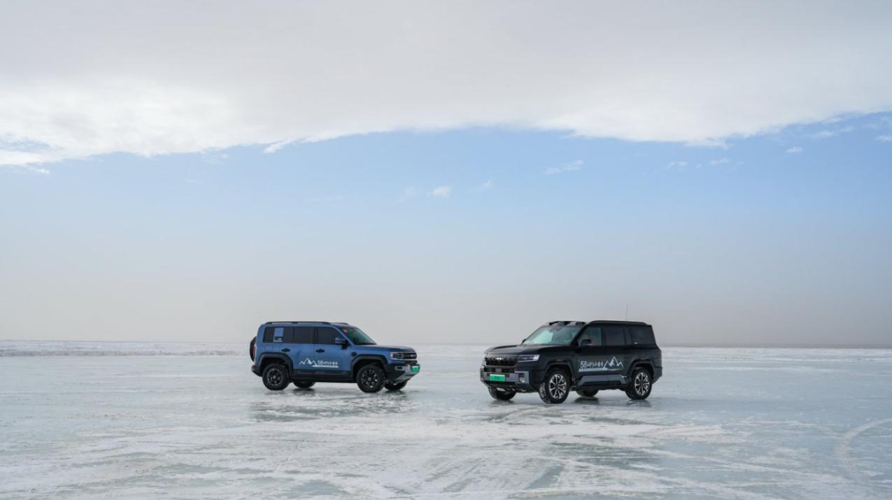 -20℃冰雪地暴力模式,全球首次百豹冰雪穿越,方程豹輕松駕馭