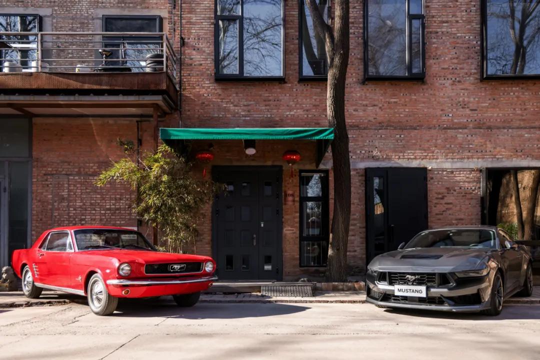 突破界限 致敬傳奇 福特中國(guó)設(shè)計(jì)中心啟動(dòng)“MUSTANG | 馭夢(mèng)新生”校企合作課程助力設(shè)計(jì)創(chuàng)新