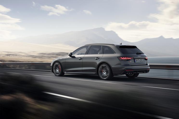 奧迪再造“瓦罐車”,3.0T+V6動力4.7秒破百,僅售52.18萬
