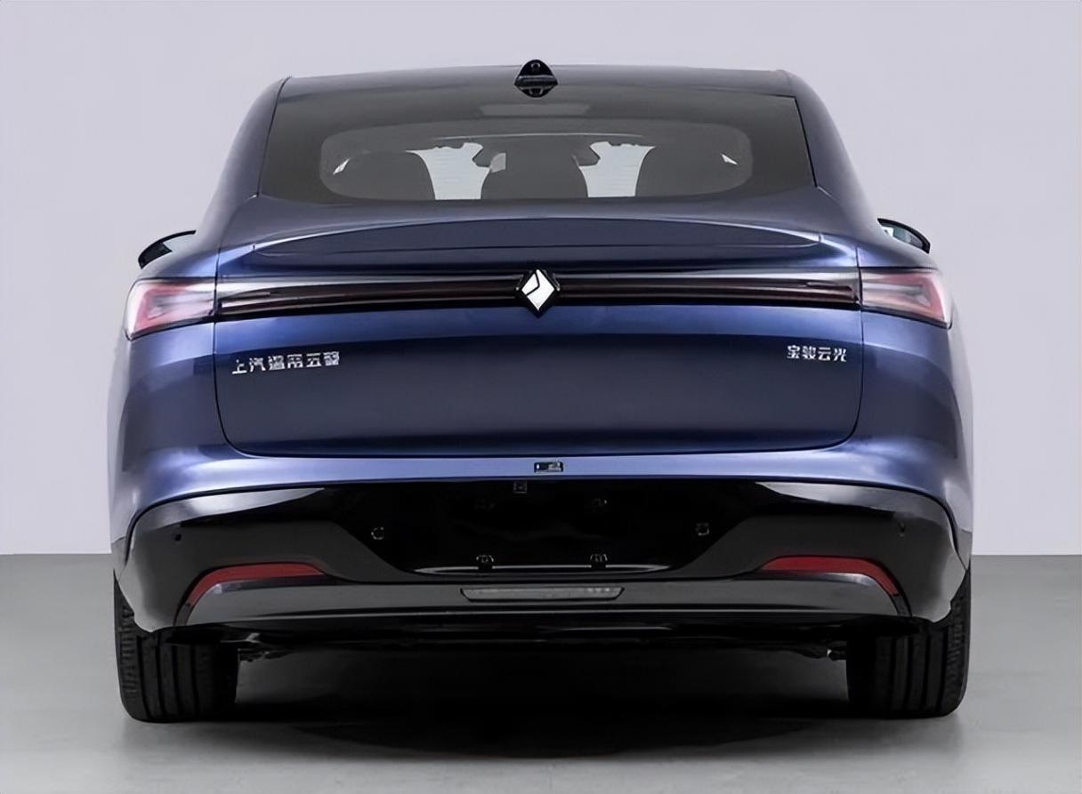 2025年上半年上市!寶駿全新轎車享境的內(nèi)飾諜照曝光