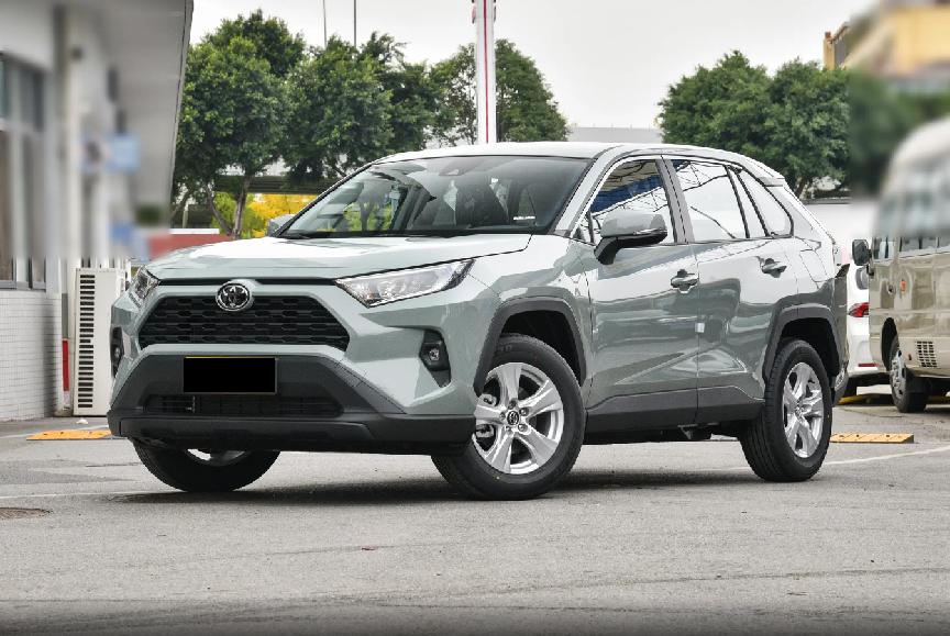 油耗6.27L/100km,軸距2690mm,外觀硬派設計,解讀豐田RAV4榮放