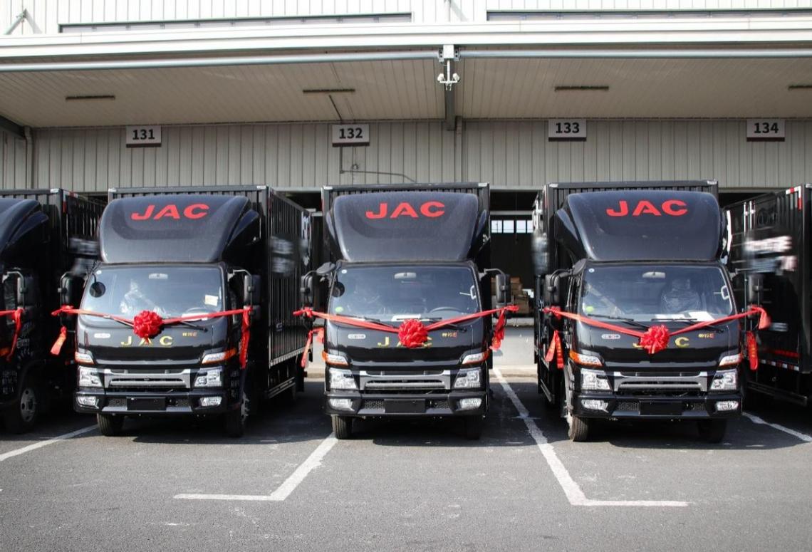 交車捷報頻傳,江淮1卡品牌勢能持續(xù)燃動
