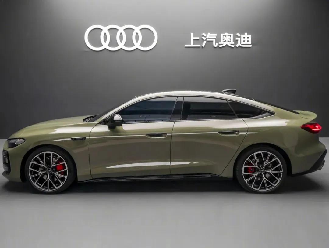 2025款奧迪A5L深度解析:豪華與運動的雙面革新能否撼動BBA格局?