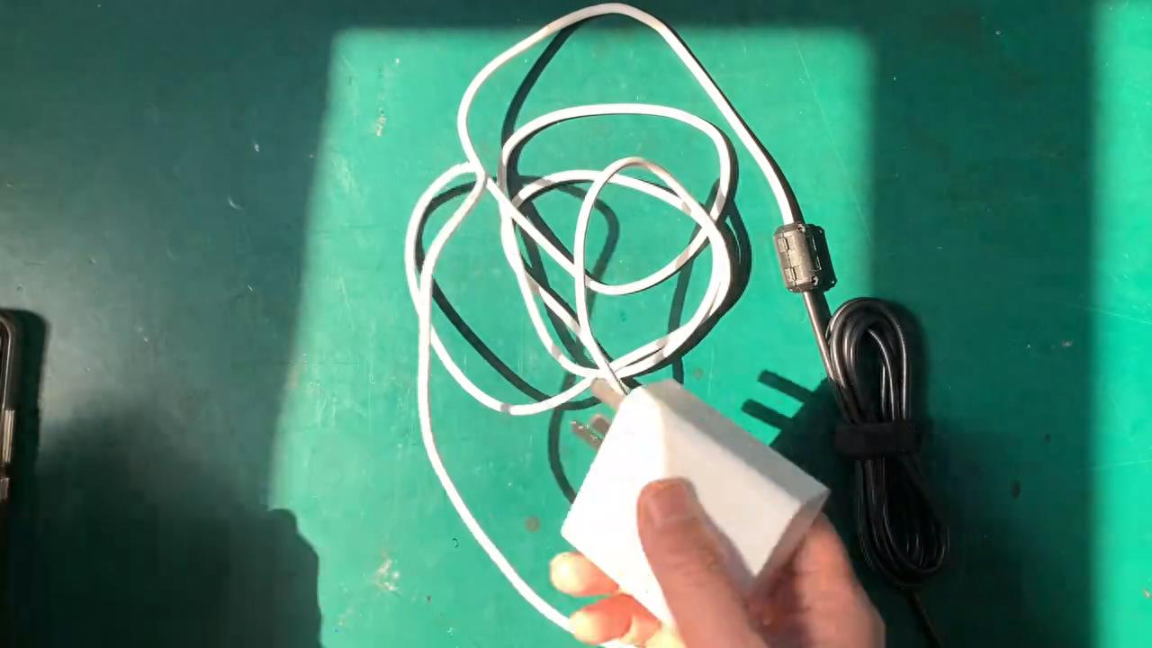 聯想小新pro 100w電源適配器充電器插頭損壞維修