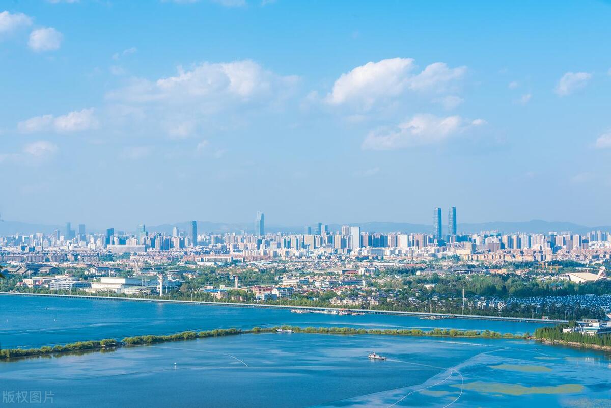 昆明樓市兩連跌,昆明樓市西山區房價從13000元跌至12000元